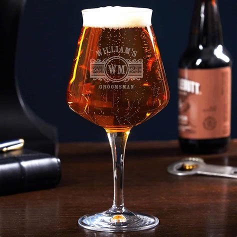 17 Best IPA Glasses to Give You the Best Taste of IPA Beer