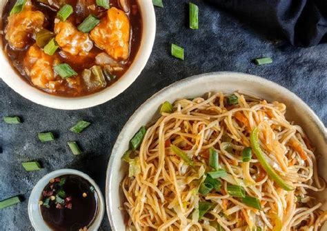 Veg noodles with chicken Manchurian Recipe by Swati - Cookpad