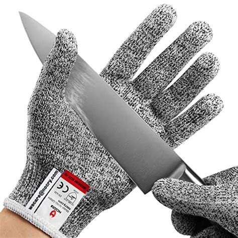 9 Best Wood Carving Gloves ( 2023 Reviews & Guide)