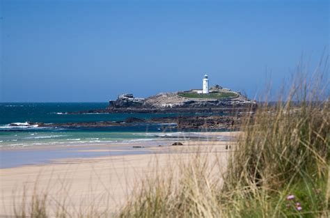 To the Lighthouse - Godrevy | Cornwall Guide