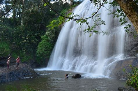 5 Most Beautiful Waterfalls In Coorg - EaseIndiaTravel