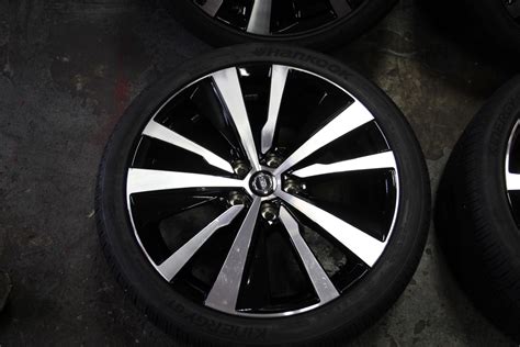 Set of Four Nissan Altima Maxima 2019 19" OEM 235/40/19 Rims Wheels ...