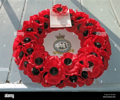 Red poppy wreath rememberance day Royal Auxiliary Air Force City of ...