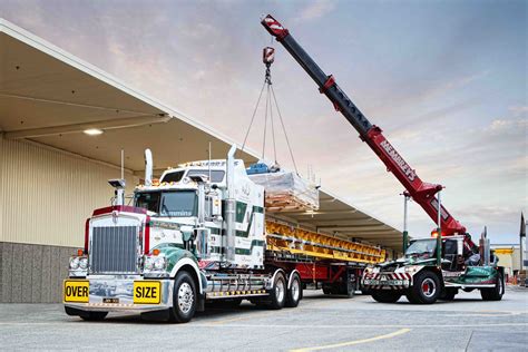 KENWORTH PRIME MOVER DELIVERS ONE-OF-A-KIND CRANE TO PACCAR AUSTRALIA ...