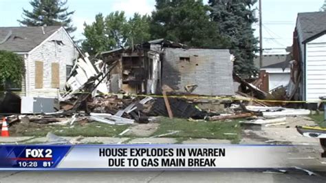 House explodes in Warren due to suspected gas leak | FOX 2 Detroit