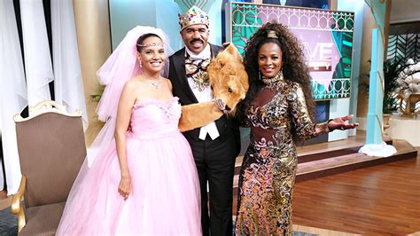 The Women of "Coming to America" Sport Film Costumes for Steve Harvey's ...