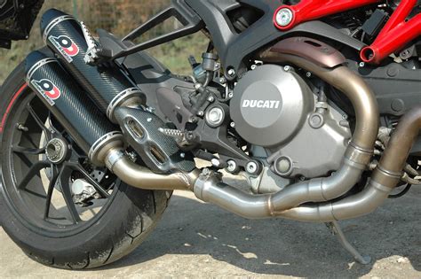 QD EXHAUST Ducati Monster 1100 Evo Dual Slip-on Exhaust "Magnum"