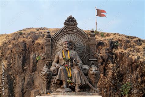 Statue of King Shivaji at Raigad Fort, Maharashtra, India Stock Photo ...