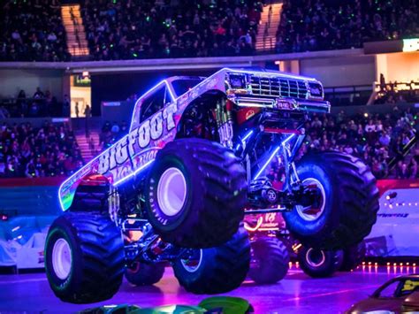 Crash & Glow: NEW Hot Wheels Monster Trucks Live Event Coming to Grand ...