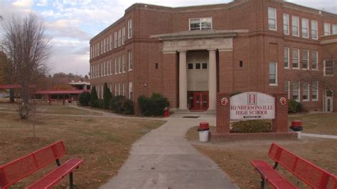 Hendersonville High School alum pushing city council to block new ...