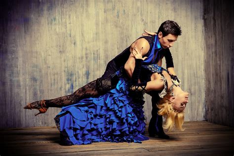 Dance Classes: Ballroom Dance Styles That Are Perfect for Couples