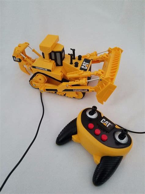 CATERPILLAR CAT Wired Remote Control Bulldozer Toy State Plastic Works ...