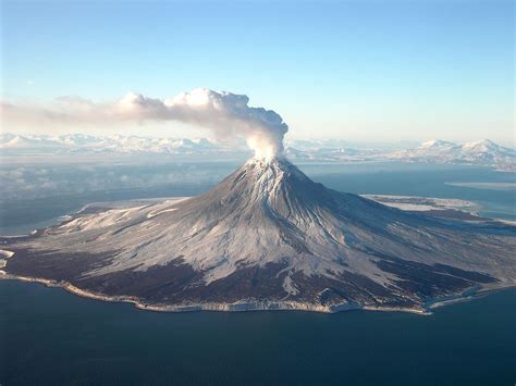 Augustine Volcano - Wikipedia