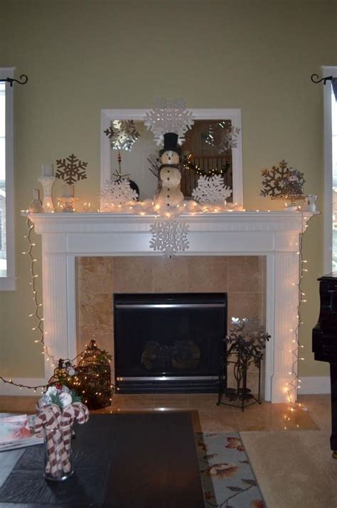 30+ Inspiring Fireplace Mantel Decorating Ideas For Winter | Winter ...