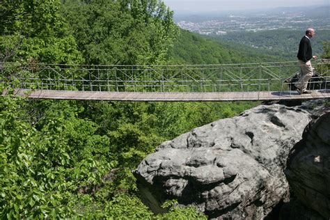 Picturesque Lookout Mountain | Lookout mountain, Mountain travel ...