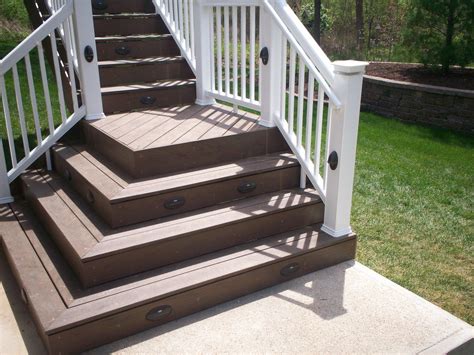 St. Louis Deck Design: Step-It-Up with Deck Railing and Stairs ...