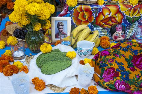 Offerings on Ofrendas Invoke Lives of Loved Ones Passed | CSUN Today