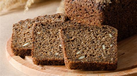 The Key Ingredient That Gives Rye Bread Its Unique Flavor