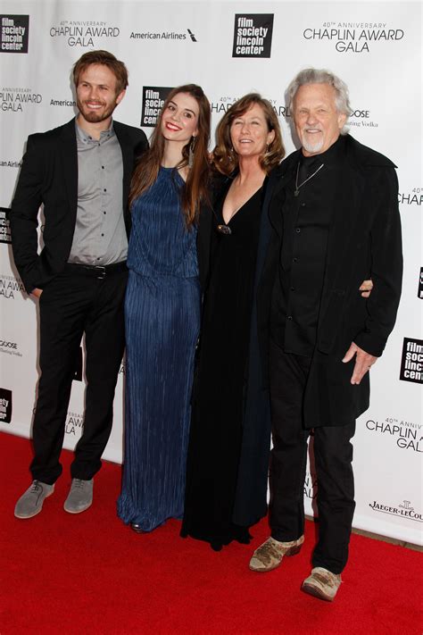 Kris Kristofferson's Children: Meet His 8 Kids and Family | Closer Weekly