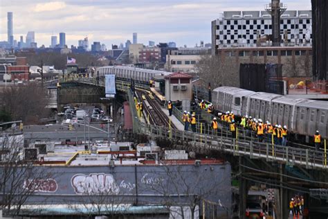 NYC train jumps track, sparking commuter chaos just days after last ...