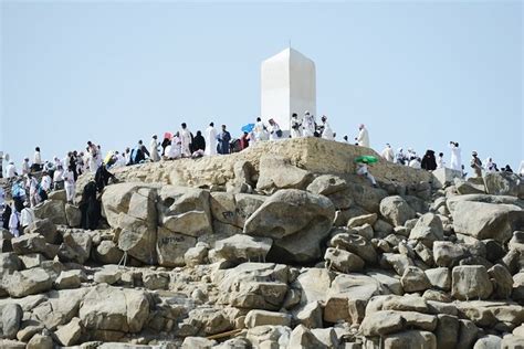 Foto : Jangan Lakukan Ini di Jabal Rahmah Saat Haji dan Umrah