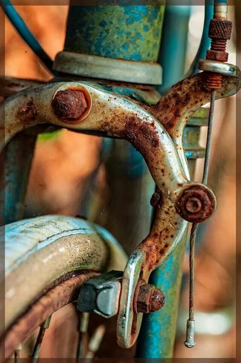 Pin by A Francia on Picaportes | Bicycle art, Rusty metal, Bike