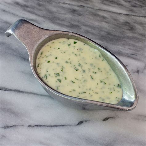 Traditional English Parsley Sauce Recipe