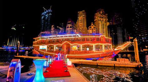 Dhow Cruise Dubai, Dhow Cruise Dinner Deals - Price @61 AED