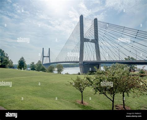 Bridge across the Mississippi at Cape Girardeau, MO Stock Photo - Alamy