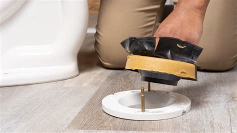 How to Replace a Toilet Wax Ring | Lowe’s