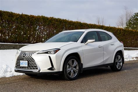 2023 Lexus UX 250h Hybrid SUV Review - Pedfire