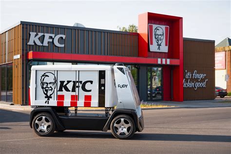 Robotic delivery with KFC – Clevon