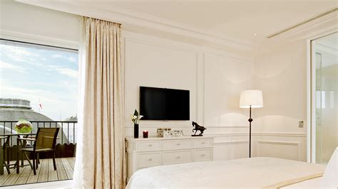 Grand Hôtel du Palais Royal, Paris, France - Hotel Review | Condé Nast ...