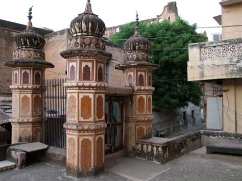 Churu Tourism > Travel Guide, Best Attractions, Tours & Packages