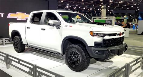 2023 Chevrolet Silverado ZR2 Bison Is GM's Most Hardcore Off-Roader ...