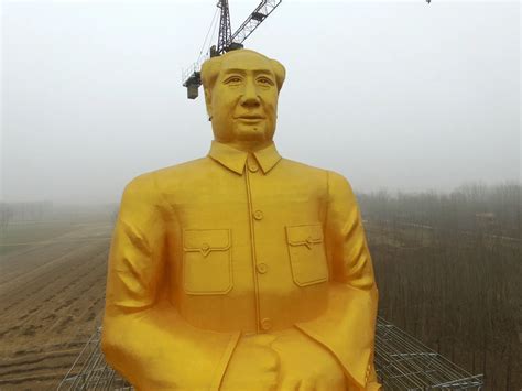 Check Out This Insanely Huge Golden Statue of Chairman Mao – Foreign Policy