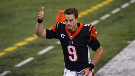 Cincinnati Bengals quarterback Joe Burrow earned his first NFL victory ...