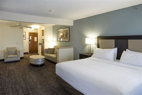 Holiday Inn Express & Suites St Joseph, an IHG Hotel Saint Joseph ...