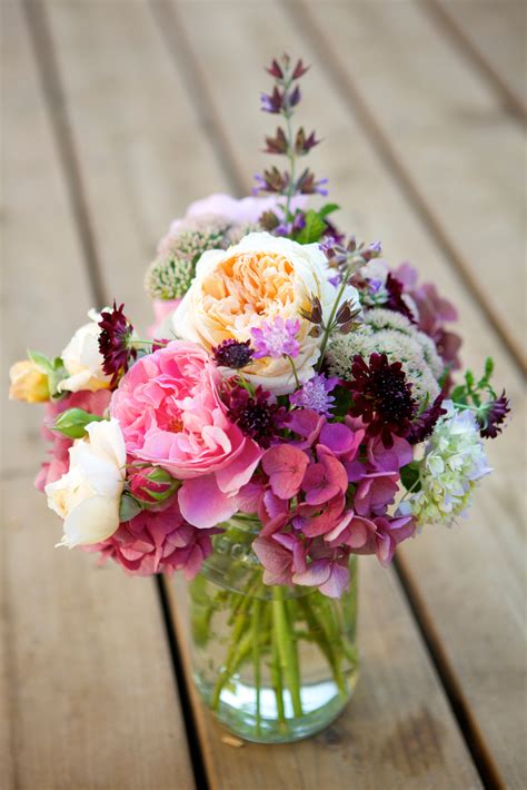 22 Stunning Spring Floral Arrangements – Page 2 of 24