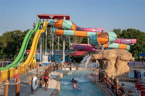 The 10 Best Indoor Water Parks In Pennsylvania