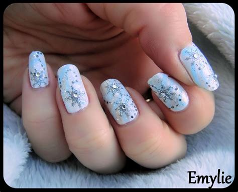 Nail art: Nail art designs on natural nail by Emy