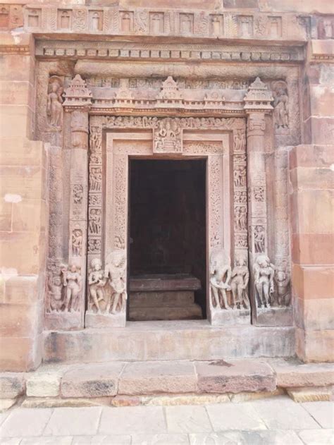 Vishnu Dashavatara Temple, Deogarh, Up 5-6th Century in 2022 | Ancient ...