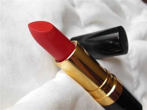 Revlon Super Lustrous Matte Lipstick – Really Red Review, Swatch, LOTD ...