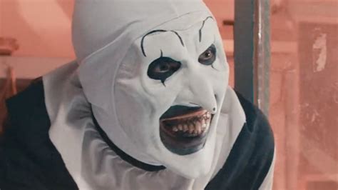 What Terrifier 2's Art The Clown Really Looks Like Out Of Costume