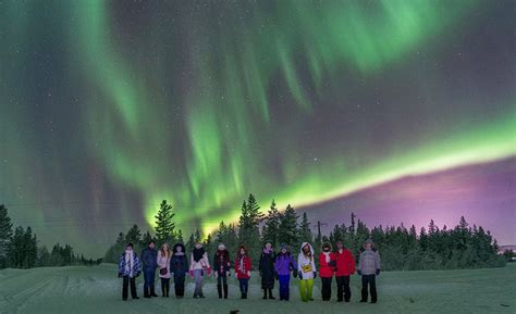 Hunting the Northern Lights tour 2024-2025 in Murmansk, Russia