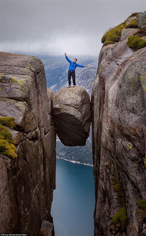 Are these the most dangerous holiday photos ever taken? | Tourist ...