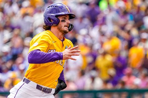 Angel Reese loves Dylan Crews' LSU ring celebration