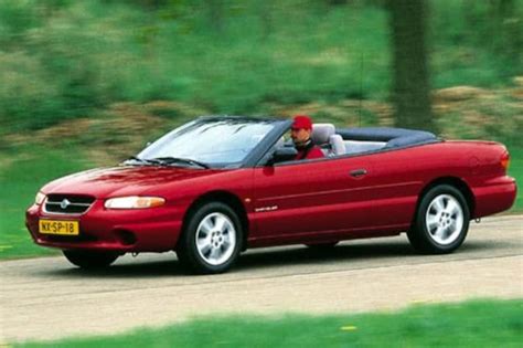 Chrysler Stratus Convertible 2.0i 16V LE (1997) | Autotests - AutoWeek.nl