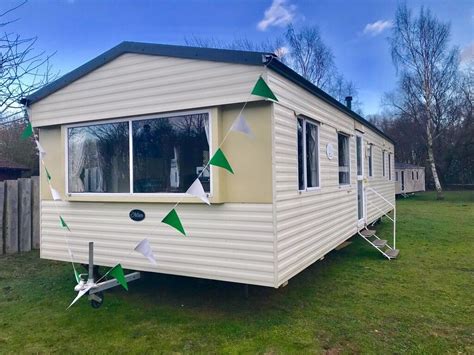 Static Caravan with Hot tub and decking for sale Tattershall Lakes Near ...