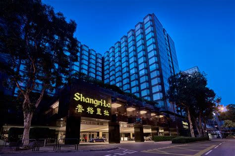 Kowloon Shangri-La, Hong Kong’s Family Package – Count Ocram